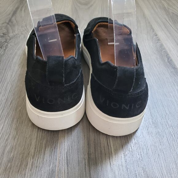 Vionic Slip On Sneaker 8 Kimmie Black Leather Perforated Casual Orthotic Classic - Picture 7 of 13